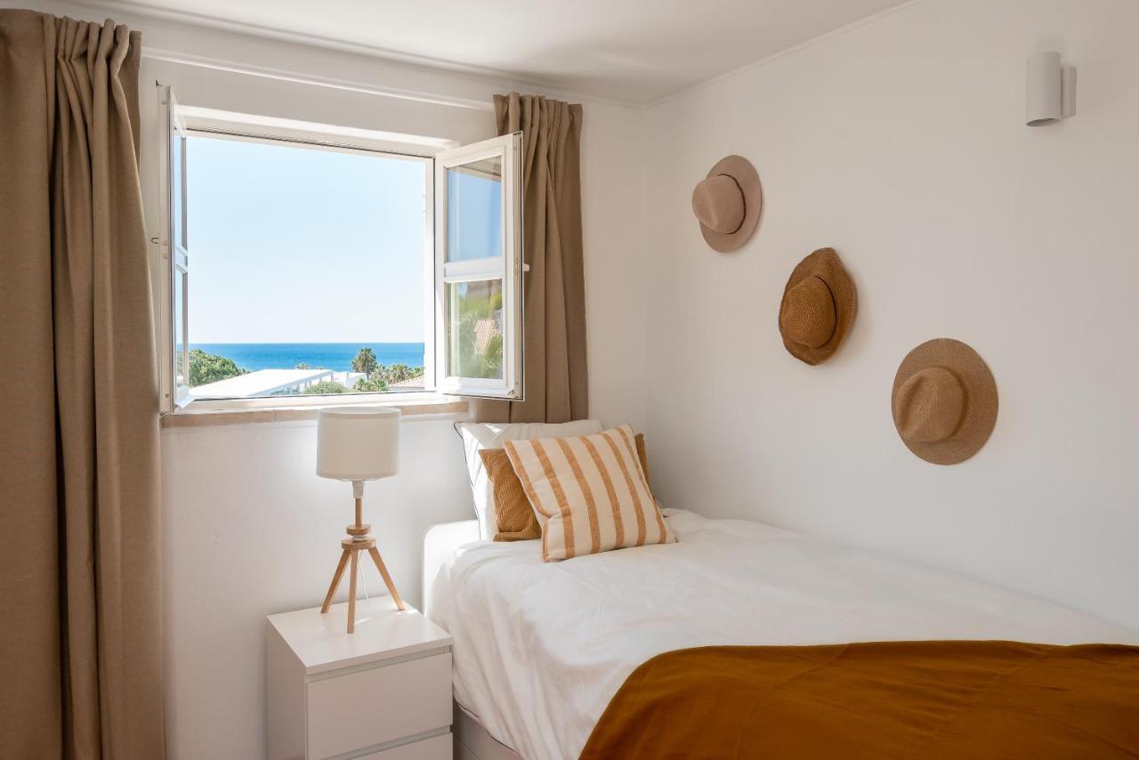 Beach Villa With Ocean View And Rooftop Cinema Гия Екстериор снимка